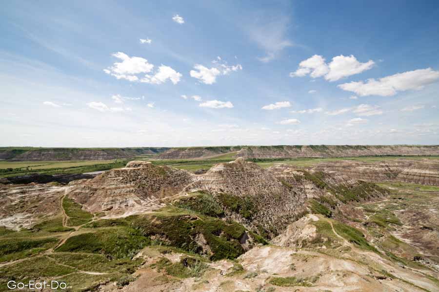 Exposed, stratified rock at Horsethief Canyon in the Badlands of Alberta, near Drumheller, Canada. 