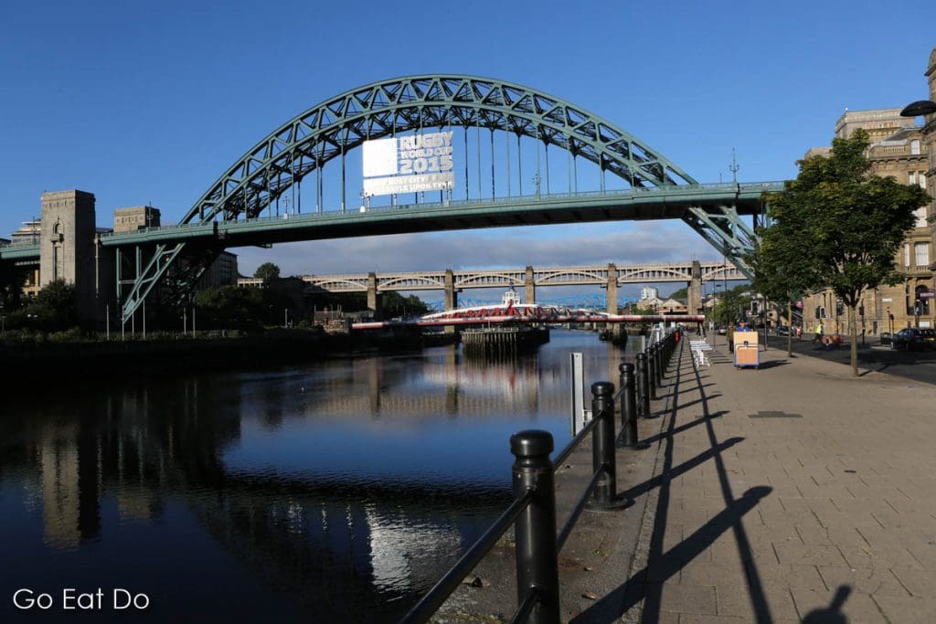Tyne Bridge bearing the logo of the Rugby World Cup 2015