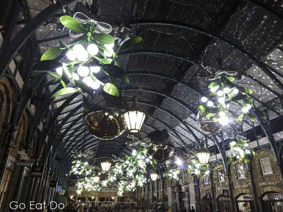 Mistletoe-shaped lights at Covent Garden Market.