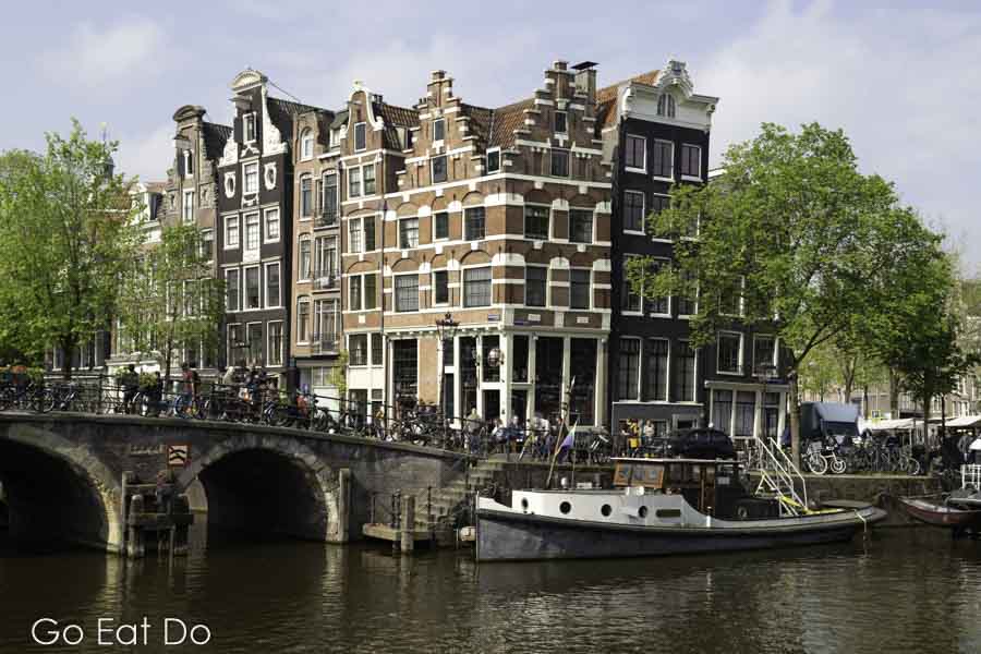 Café Papeneiland a bar dating from the 17th century, by the Prinsengracht canal in the Jordaan district of Amsterdam