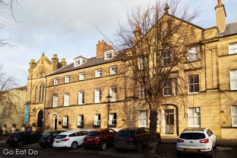 Car parking outside of The Cookie Jar on Bailiffgate in Alnwick