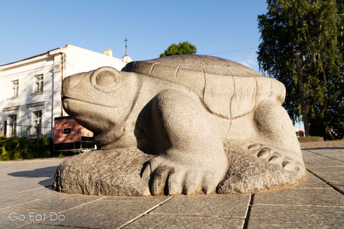 Tortoise sculpture on Rigas iela in the heart of Latgale's biggest city.