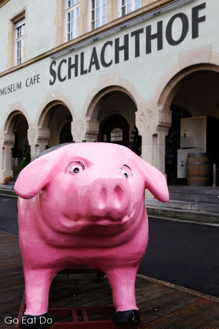 A pink piggy outside of the Schlachthof and SchweineMuseum Stuttgart.