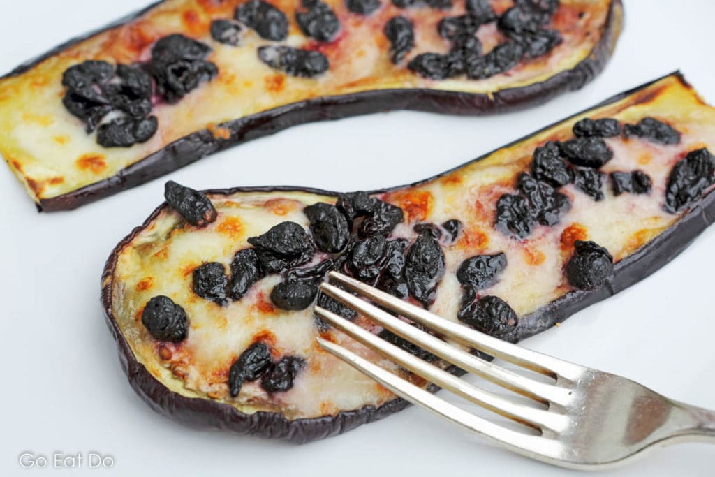 Haskap berry recipe with aubergine (eggplant) and mozzarella cheese.