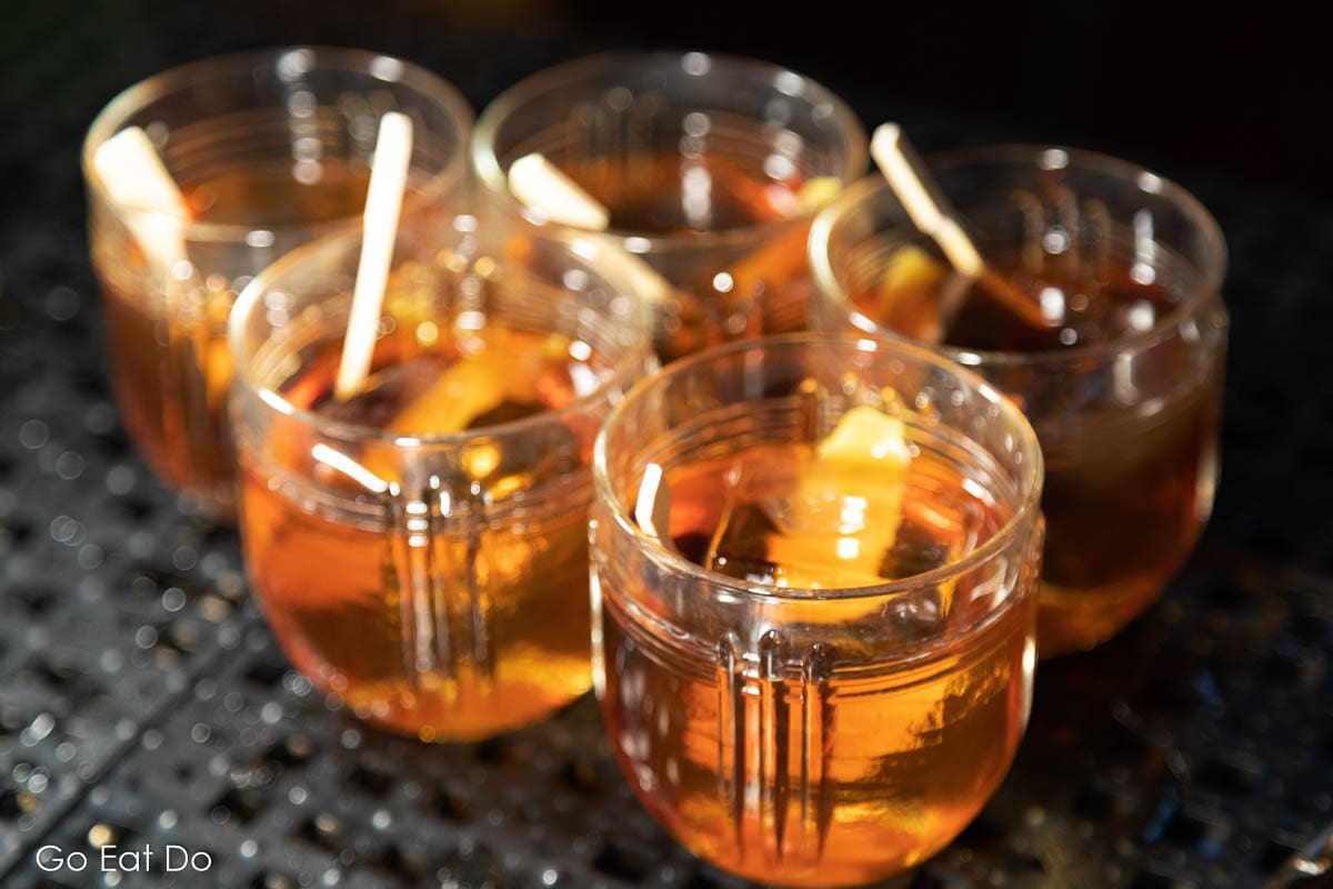 Five of the best Old Fashioneds in Memphis, Tennessee. Go Eat Do