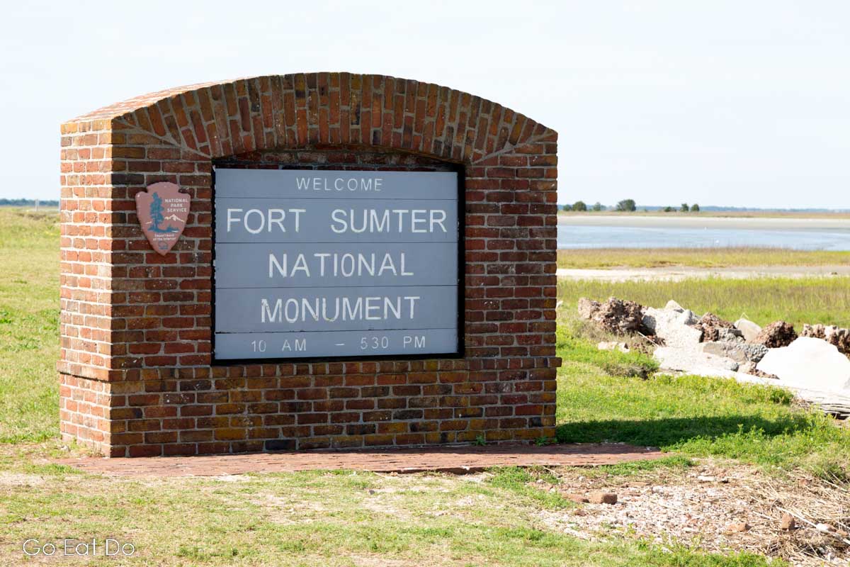 The National Parks Service logo on welcome sign to Fort Sumter National Monument.