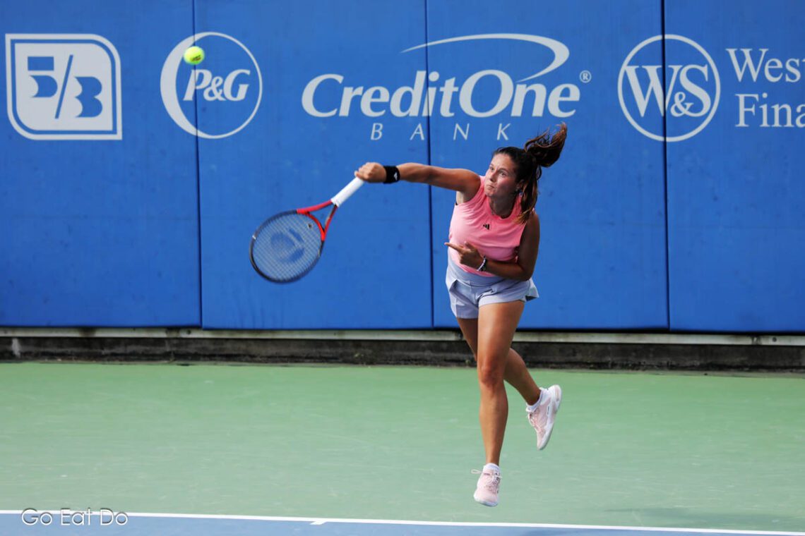 Daria Playing Daria Kasatkina playing at the 2024 Cincinnati Open | Go Eat Do