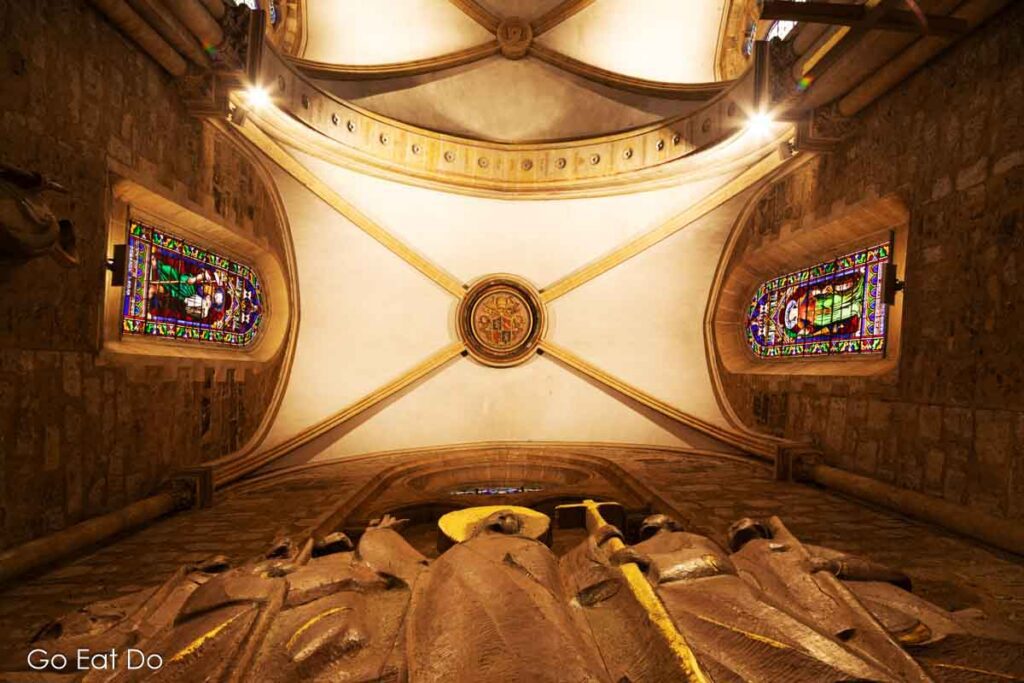 Altar in the St Jacques le Majeur church in Bergerac.